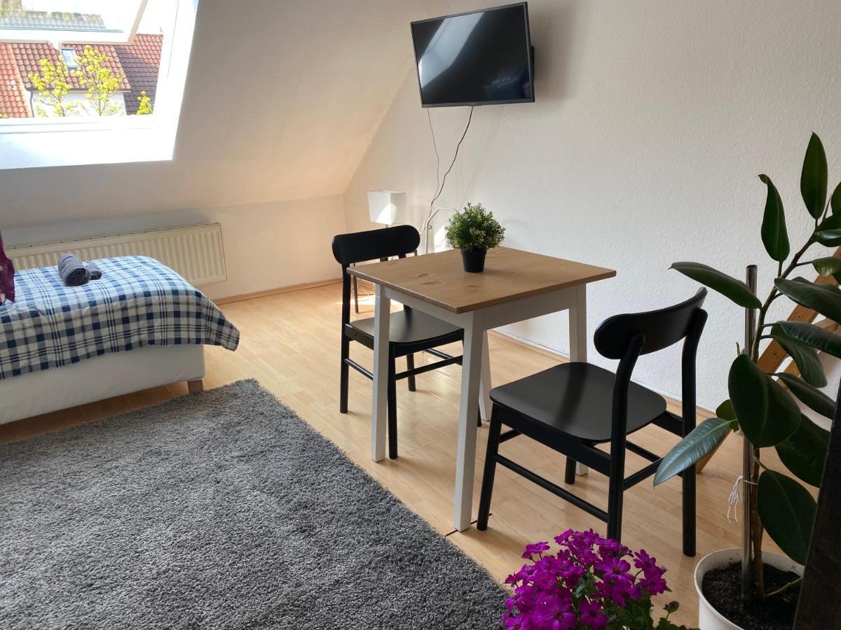 Sweet Home Apartment Hannover West - Contactless Check-In Екстериор снимка