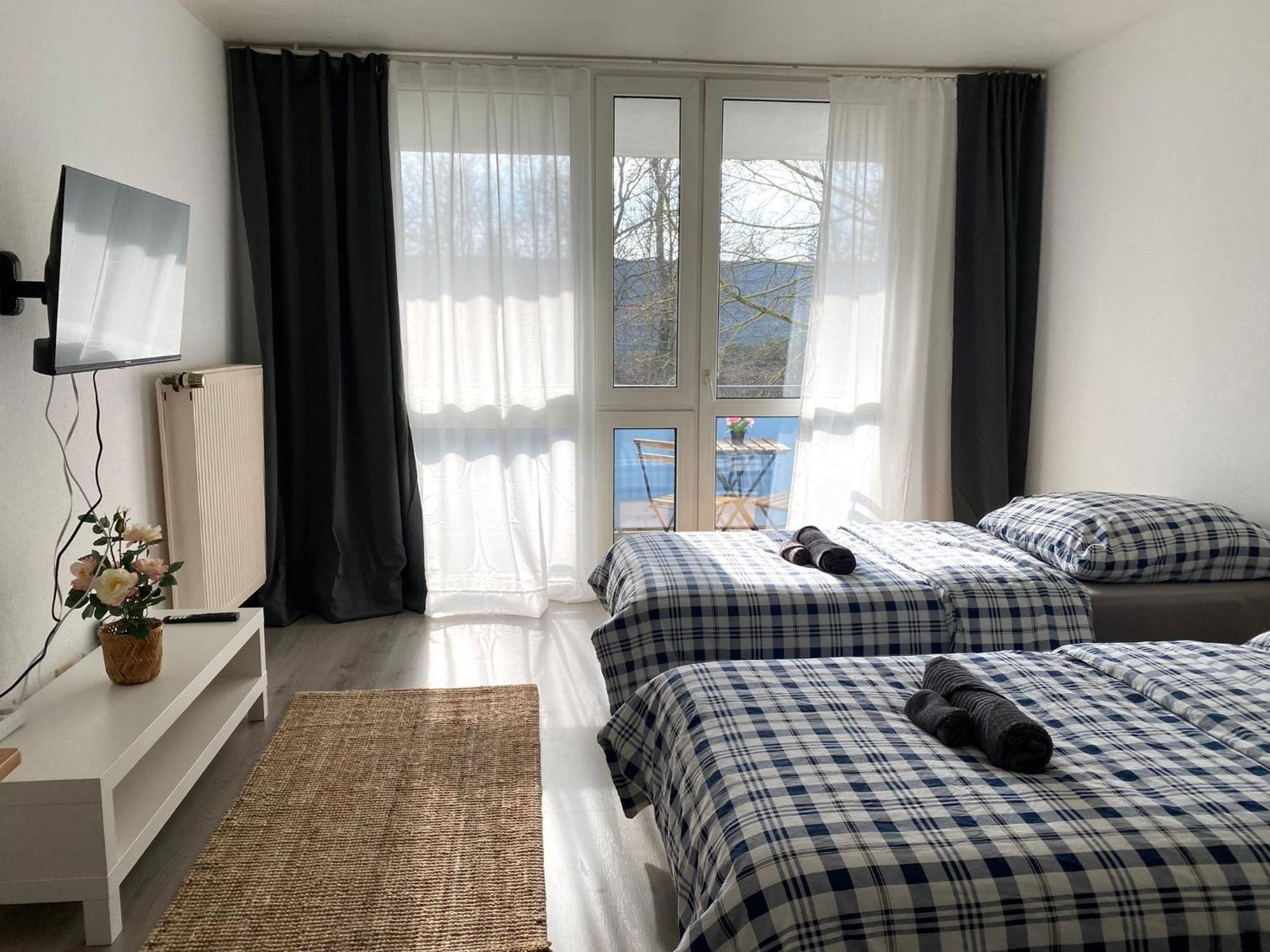 Sweet Home Apartment Hannover West - Contactless Check-In Екстериор снимка