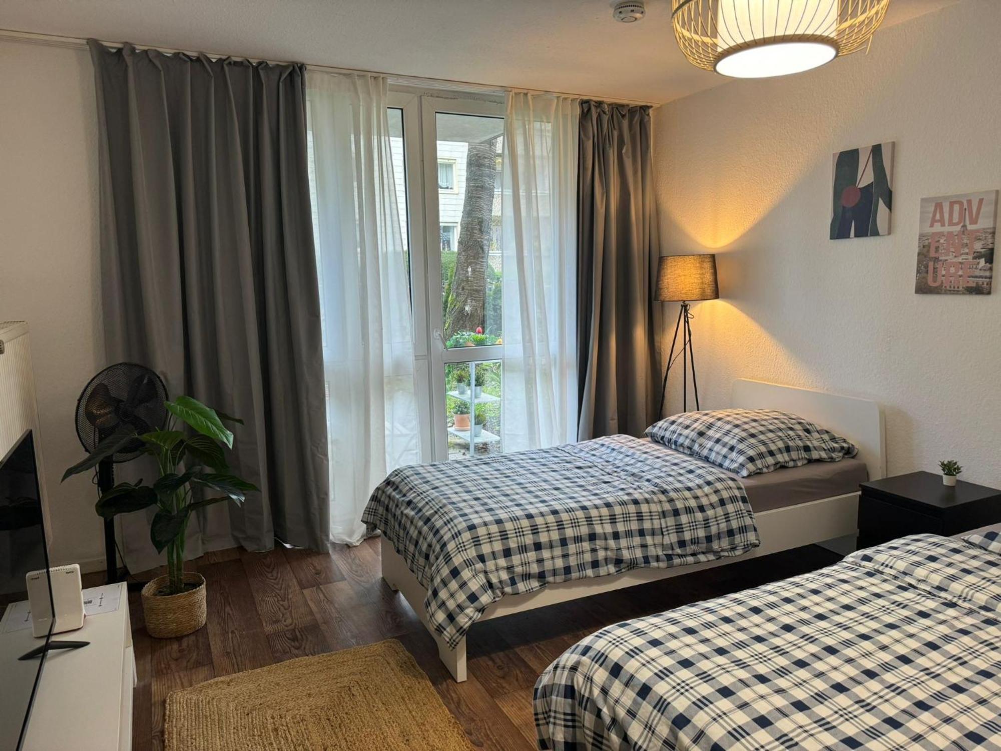 Sweet Home Apartment Hannover West - Contactless Check-In Екстериор снимка